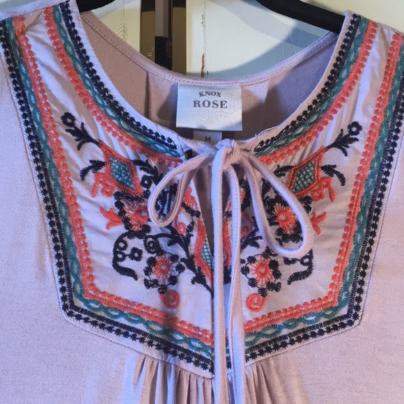 Knox Rose Embroidered Tank - Picture 2 of 5